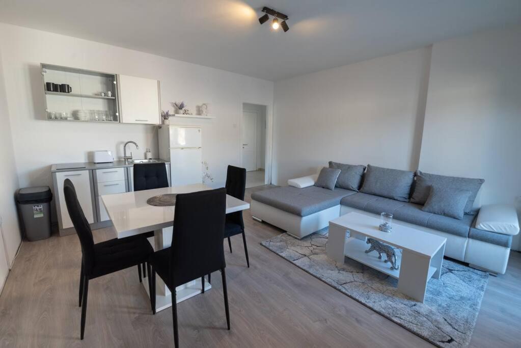 Apartman Iva Zadar Exterior foto